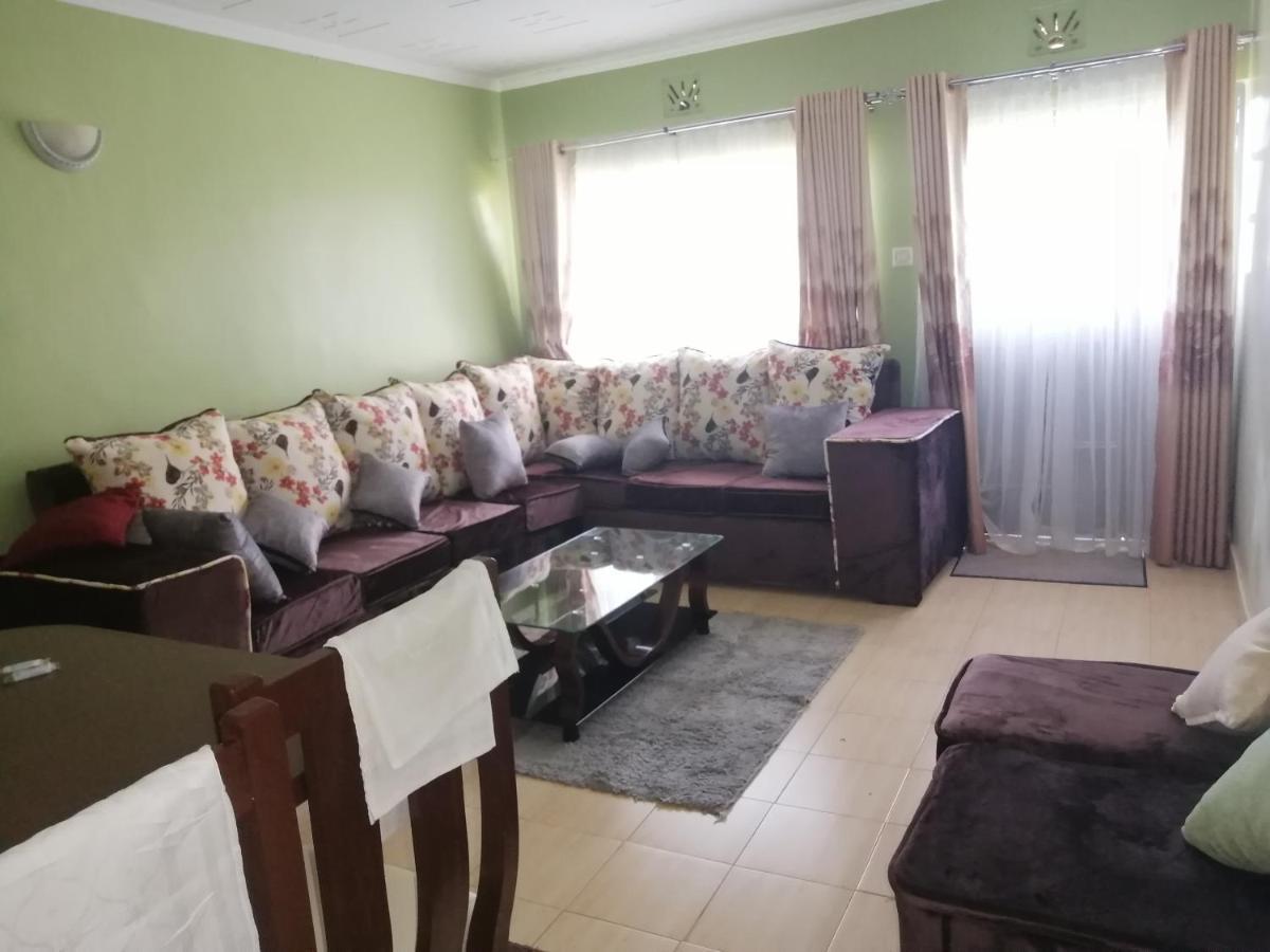 The Rhine Guest House - Eldoret Esterno foto