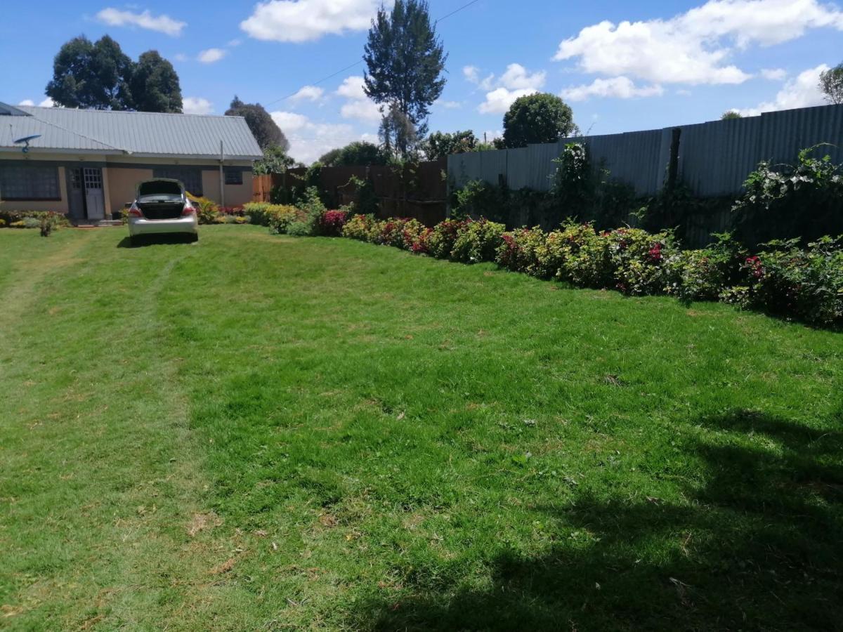 The Rhine Guest House - Eldoret Esterno foto
