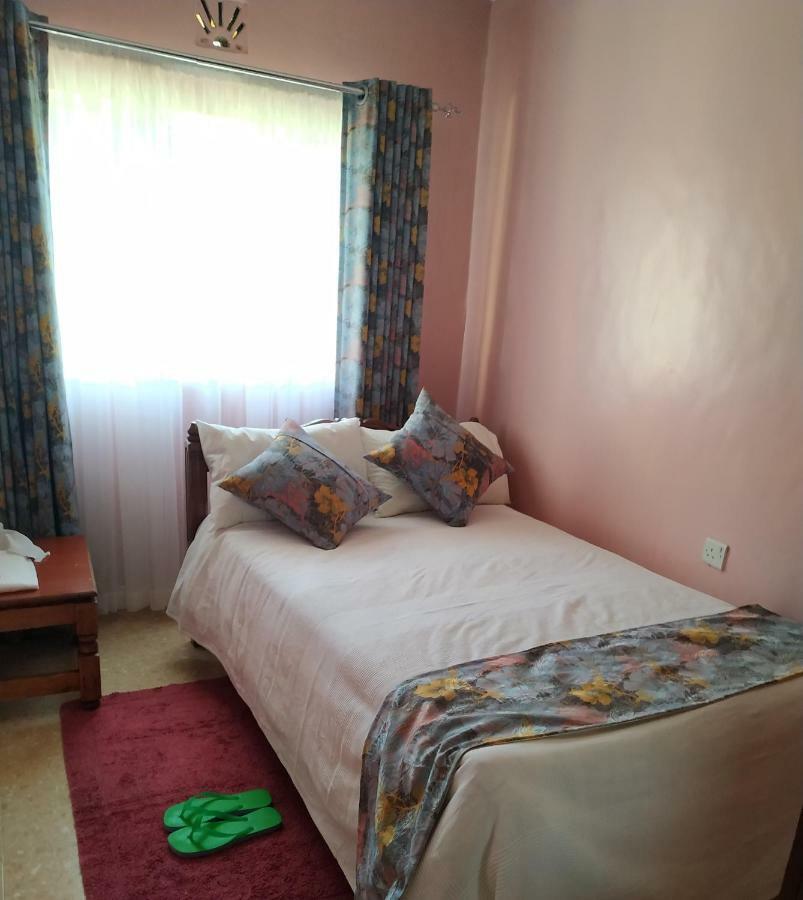 The Rhine Guest House - Eldoret Esterno foto